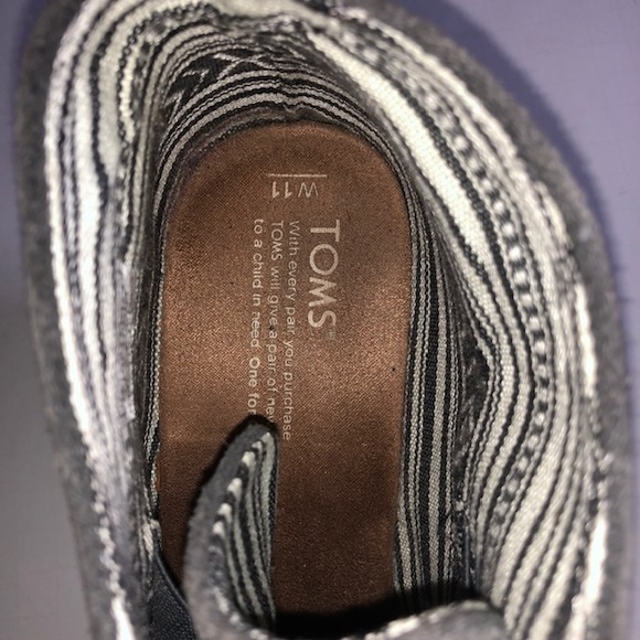 Ladies grey wedge toms - Picture 7 of 7